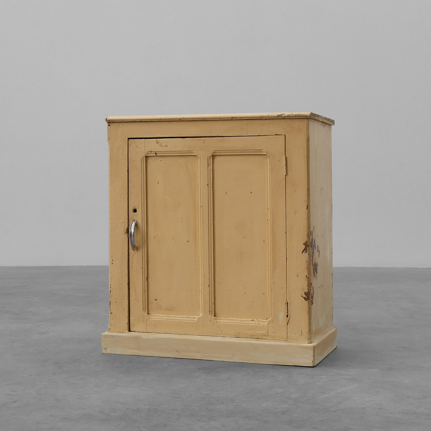 A Charming 19th-Century Pine Cabinet from the French Provence-img